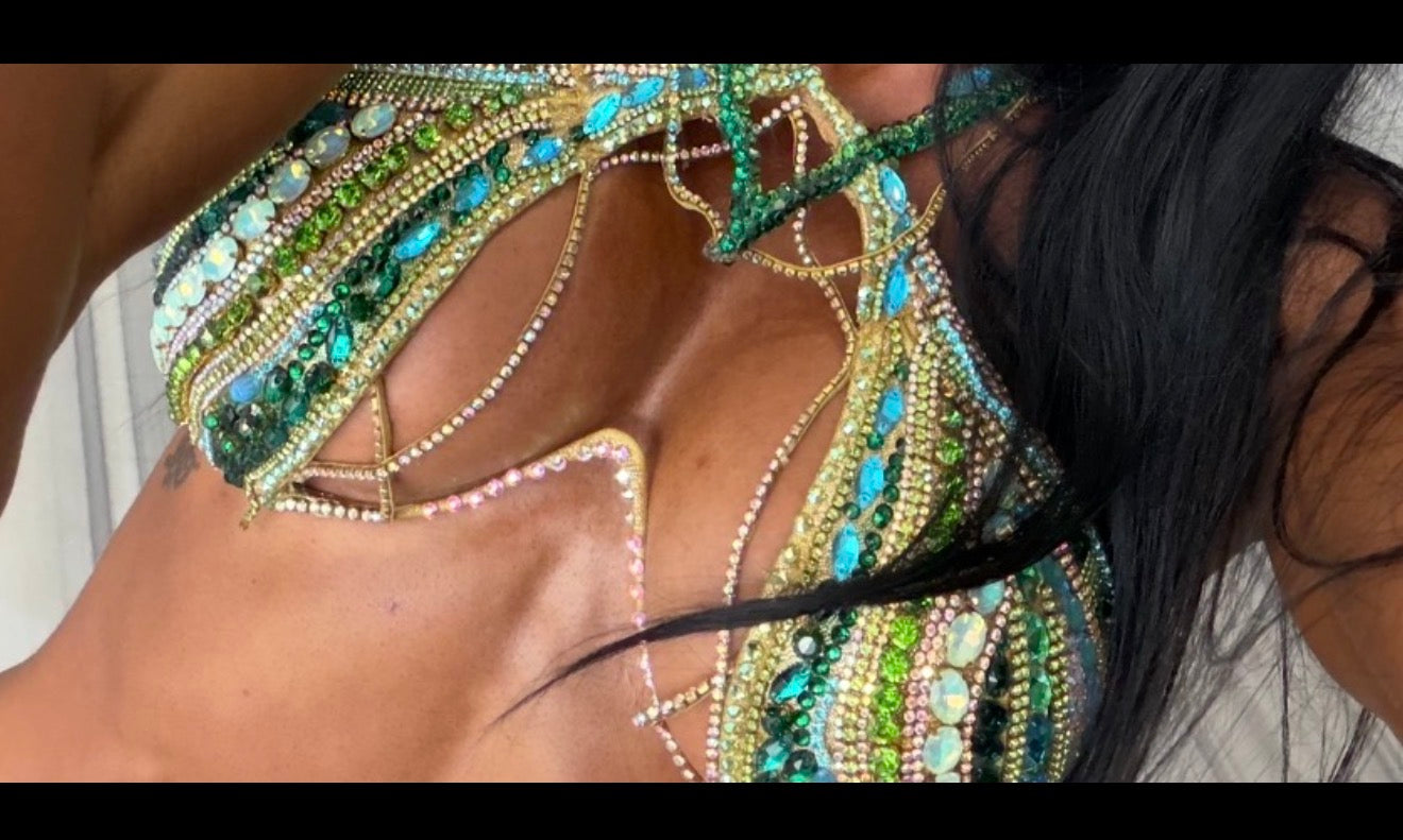 Green pro winning fmg bikini